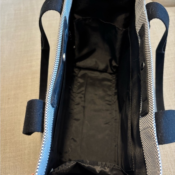 Lululemon Canvas Two Tone Tote 10L - Picture 6 of 10